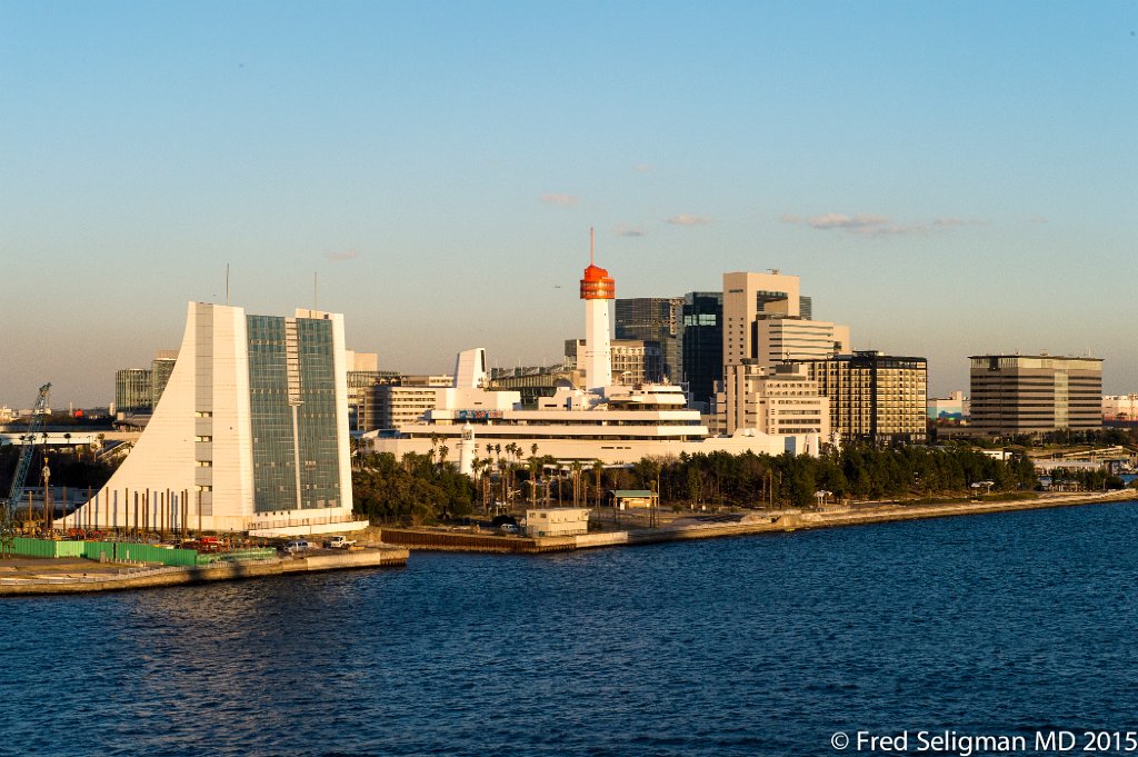 20150311_171527 D4S.jpg - Views of Tokyo from harbor, leaving Tokyo